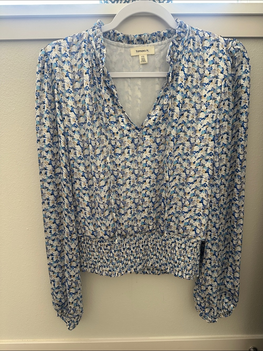 Tamara H. Blue Floral V-Neck Smocked-Hem Blouse